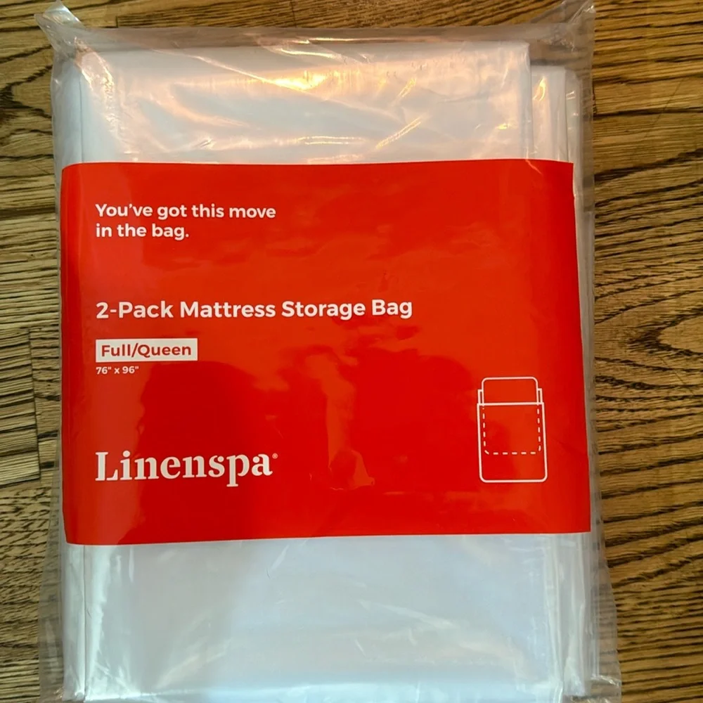 NWT Linenspa 2 pack mattress storage bag.